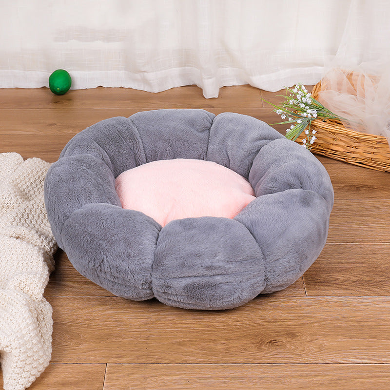 Plush Velvet Flower Nest - Cat Bed